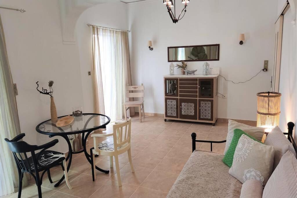 Apartment 95 M2, Center Of Sitia, Wifi, 350M Beach Bagian luar foto