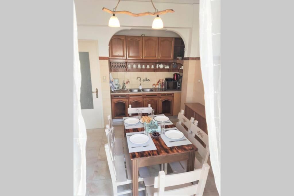 Apartment 95 M2, Center Of Sitia, Wifi, 350M Beach Bagian luar foto